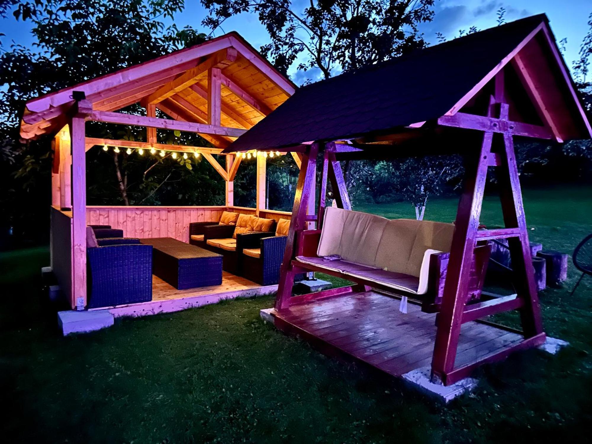 Pensiunea Casa Eden Mărişel 外观 照片